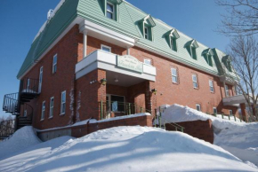 Гостиница Niseko Freedom Inn  Нисеко